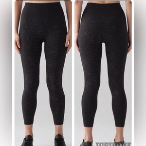 Lululemon Knit Free to Flow 7/8 Tights Black Speckled White (8)